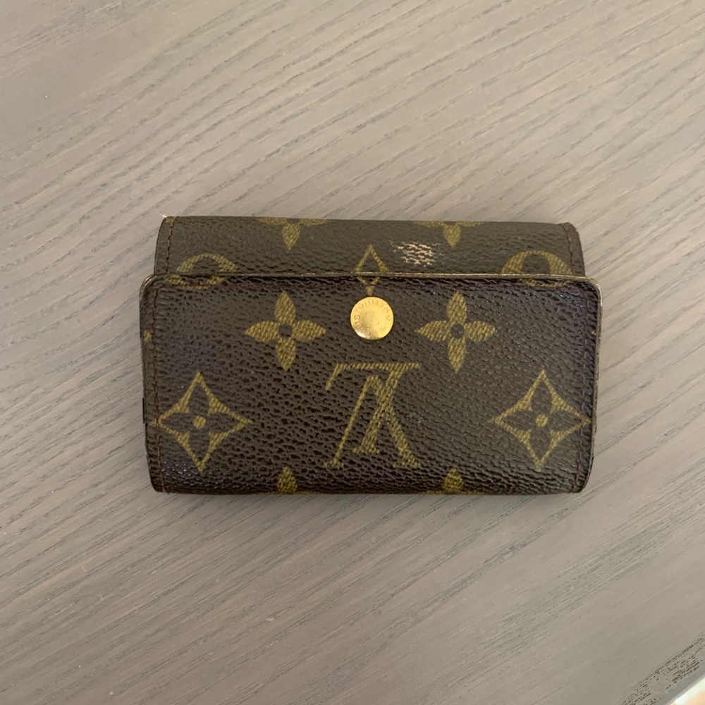 Louis Vuitton Key Wallet